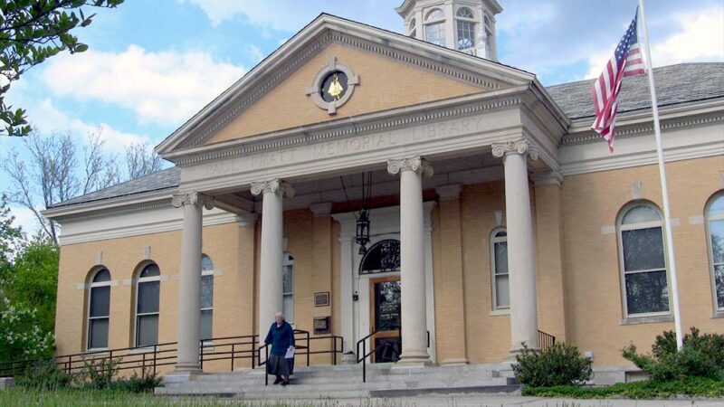 Paul Pratt Memorial Library